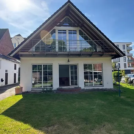 Geraeumiges Haus Mit 9 Betten *